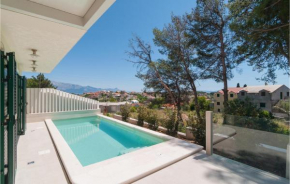 Gorgeous Home In Sumartin